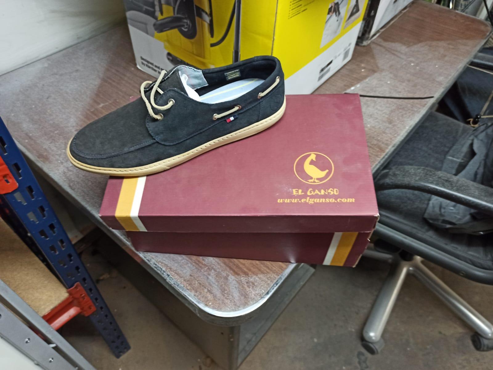 LOTE UNICO ROPA EXCLUSIVA EN LEGANES (MADRID)